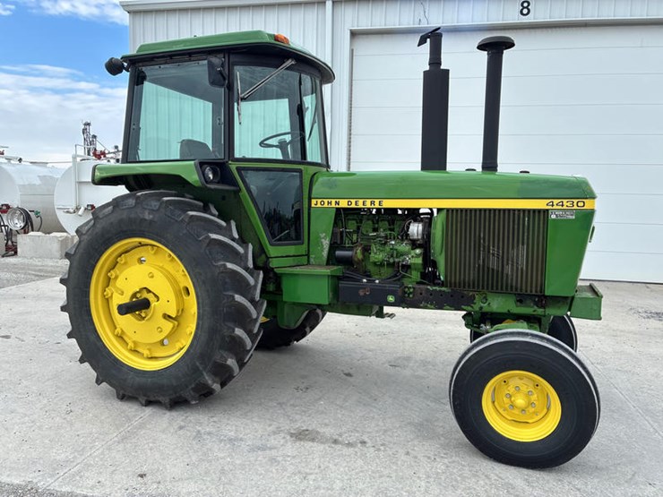 1975-john-deere-4430-image-1