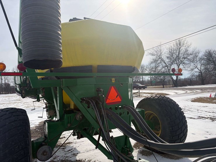 john-deere-1850-image-7