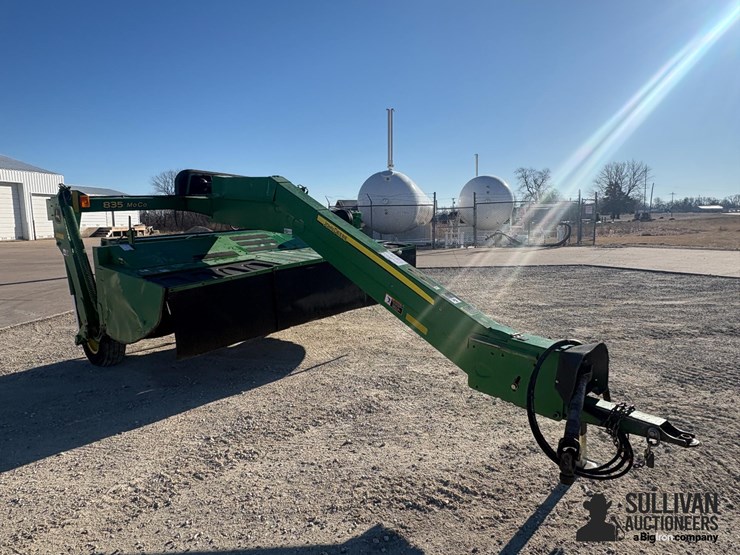 2008-john-deere-835-image-3