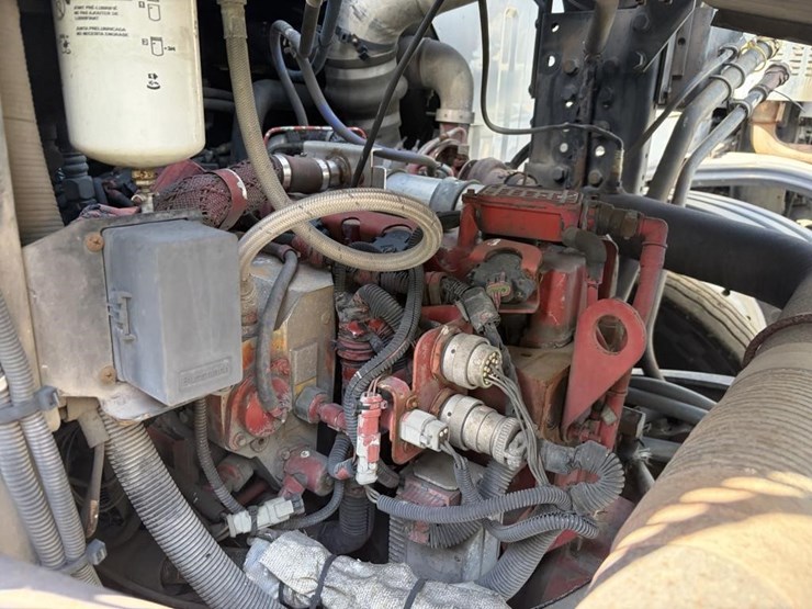 2010-autocar-xpeditor-image-7