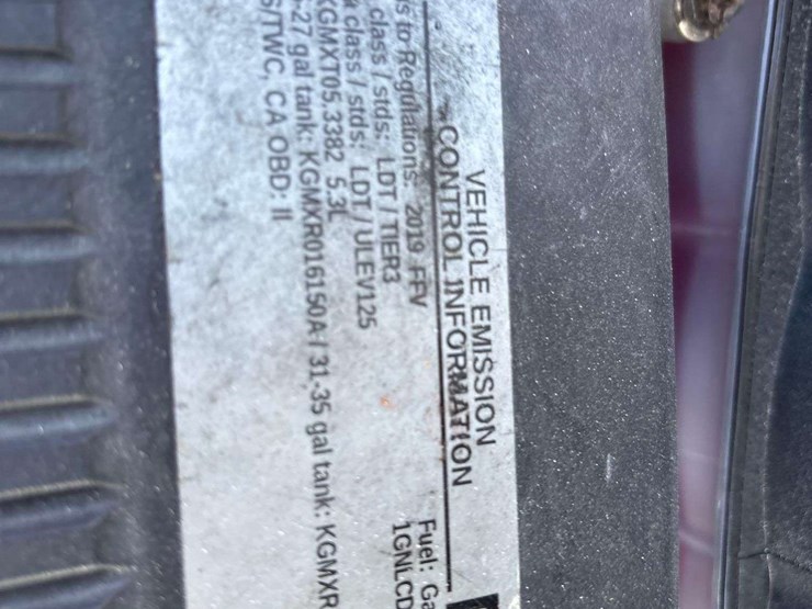 2019-chevrolet-tahoe-image-8