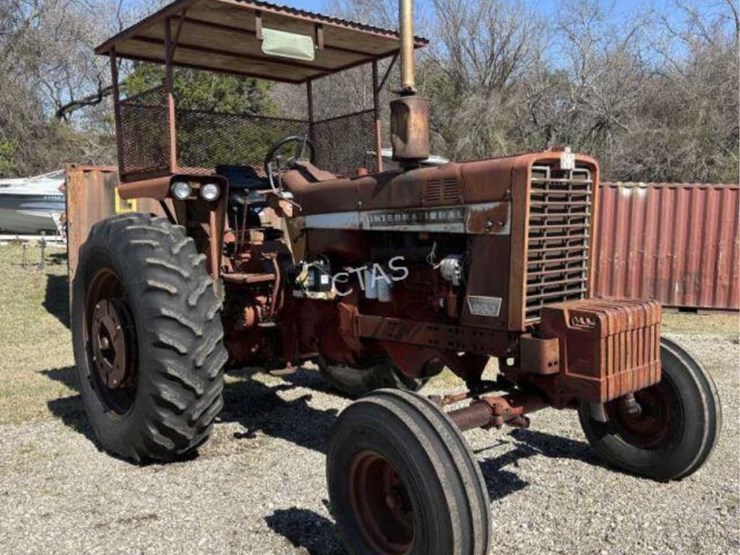 international-856d-image-1