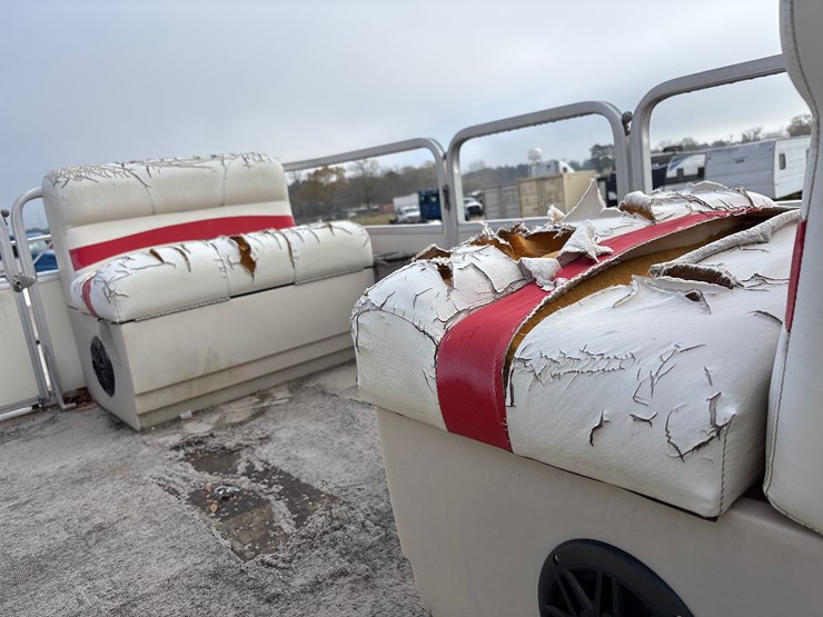 #1414-•-2008-sun-tracker-party-barge-200-image-8