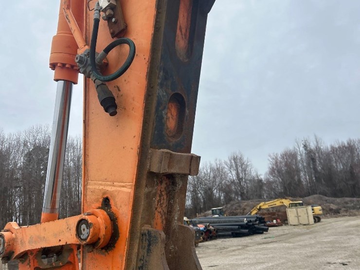 2014-doosan-dx225-lca-image-6