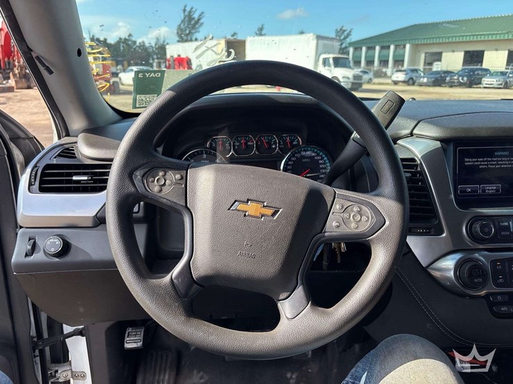 2019-chevrolet-tahoe-image-12