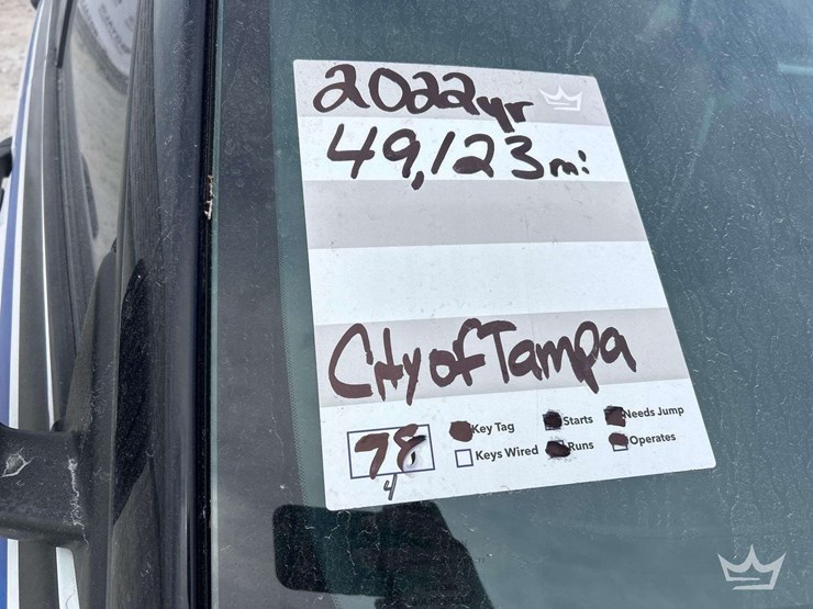 2022-ford-explorer-image-24