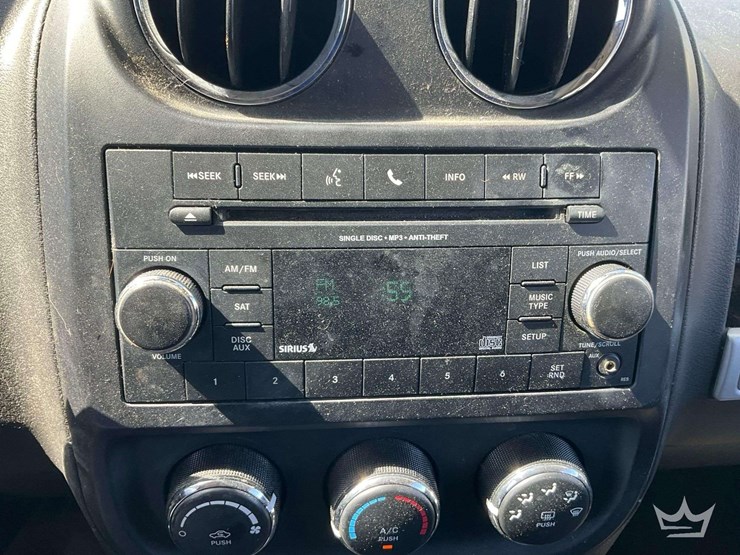 2016-jeep-compass-image-15