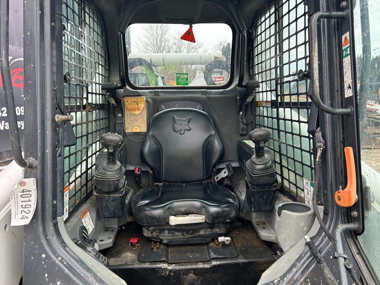 2019-bobcat-t870-image-19