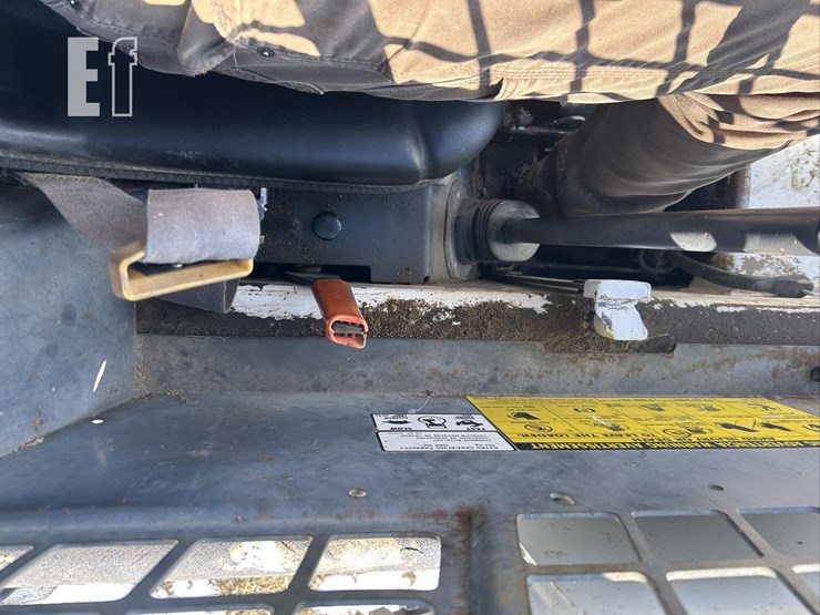 bobcat-642b-image-26