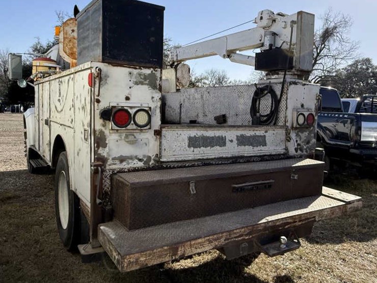 1992-international-4700-image-5