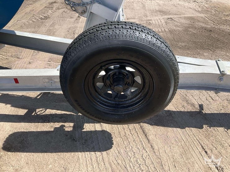 1985-23ft-mako-center-console-boat-with-2011-28ft-hmde-trailer-image-43