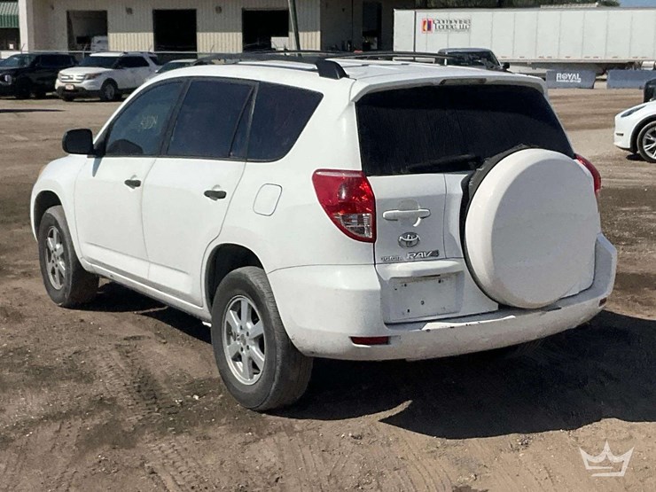 2008-toyota-rav4-image-4