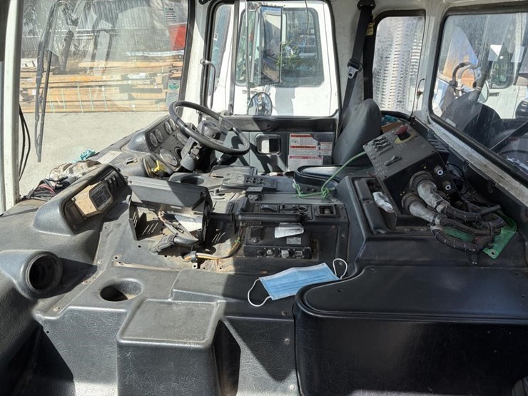 2010-autocar-xpeditor-image-20