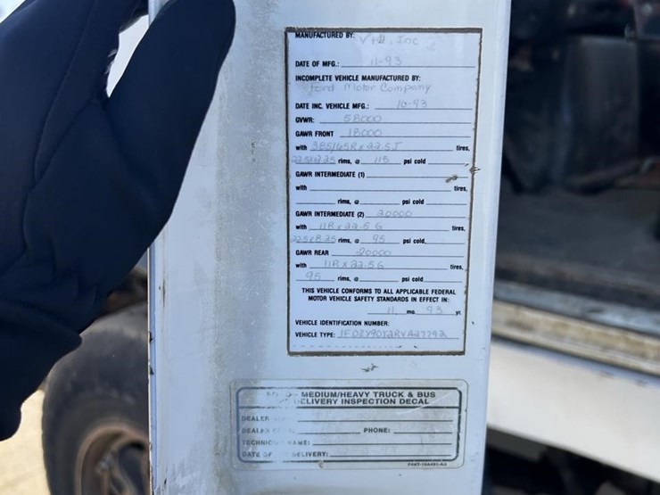 1994-ford-l9000-image-13