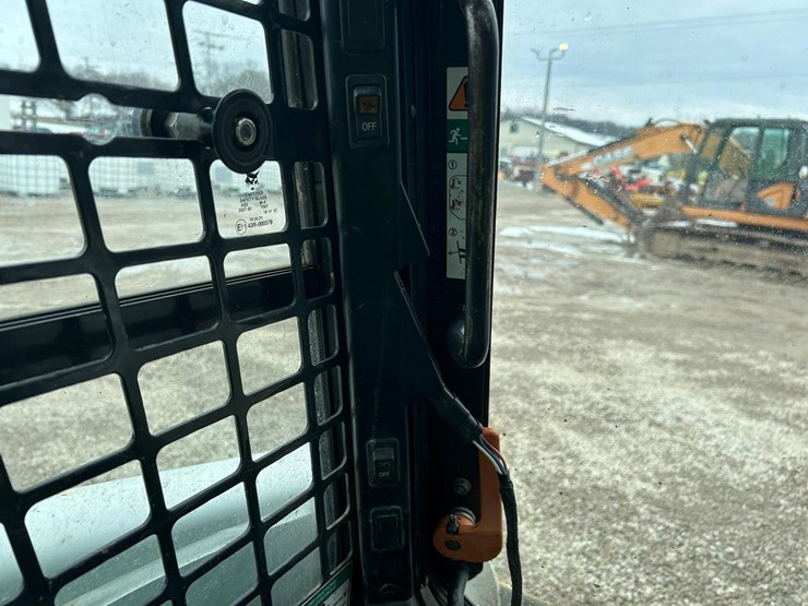 2019-bobcat-t870-image-22