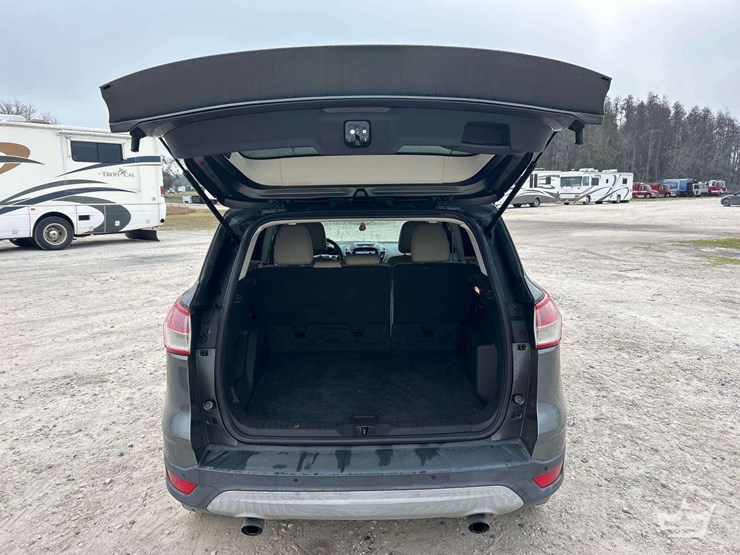 2016-ford-escape-image-19