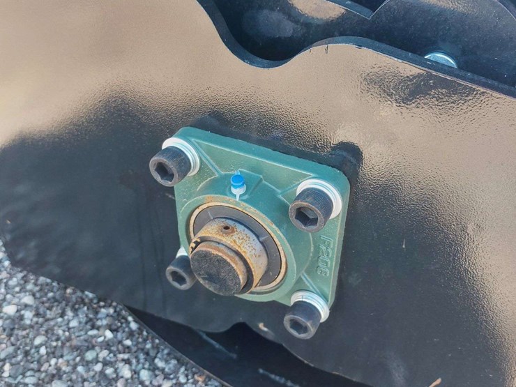 giyi-skid-steer-vibrating-roller-image-8