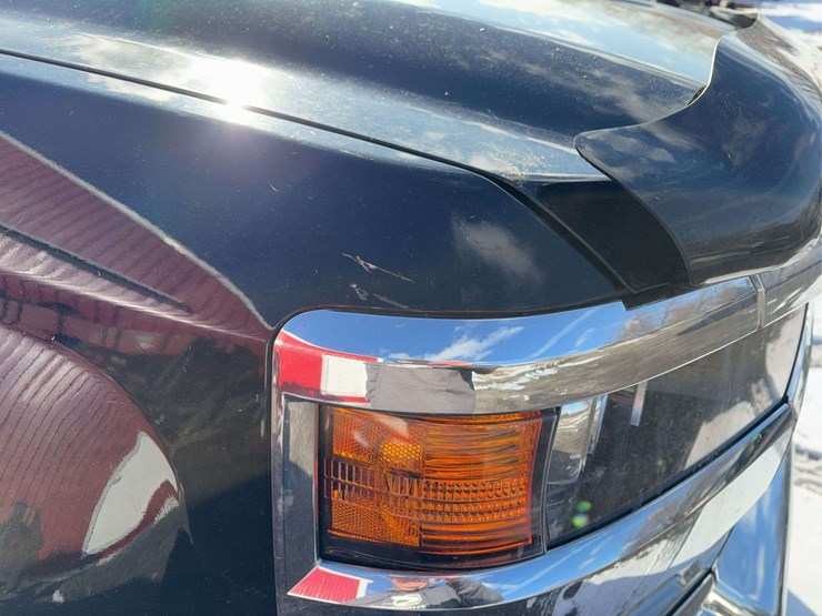 2018-chevrolet-silverado-2500-image-11