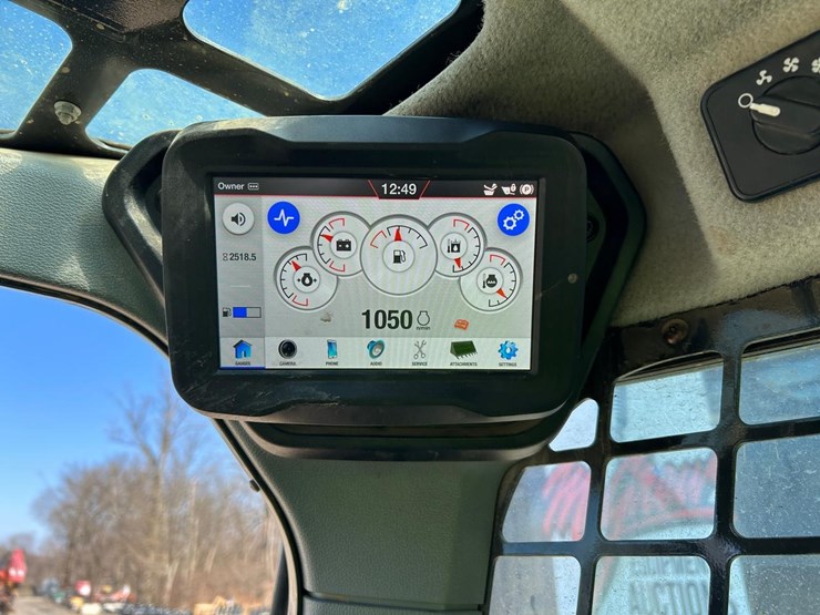 2022-bobcat-t66-image-24