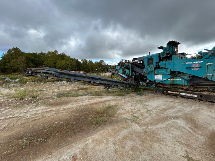2016-powerscreen-trakpactor-320sr-image-11