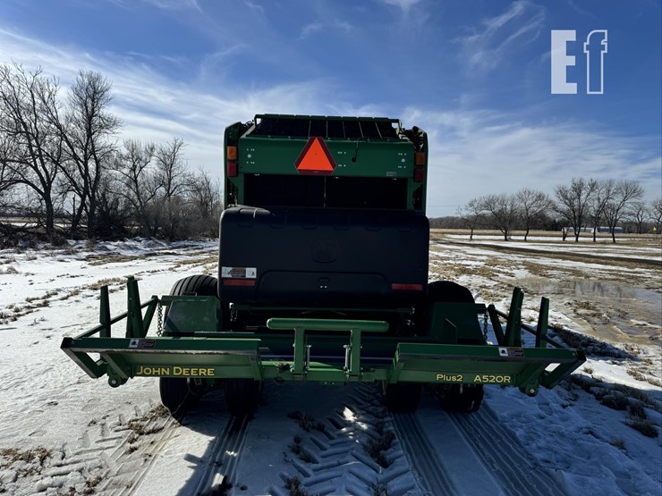 2018-john-deere-560r-image-3