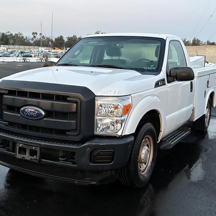 2013 FORD F250 XL
