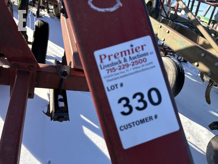 case-ih-4600-image-10