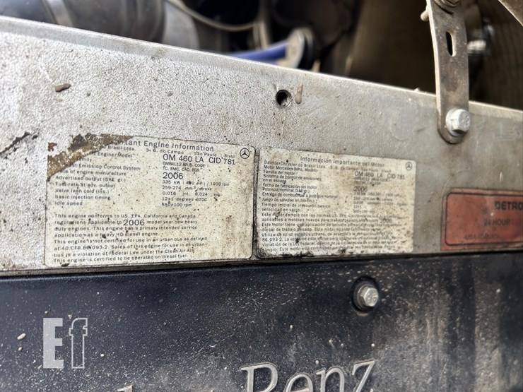 2007-freightliner-columbia-120-image-47