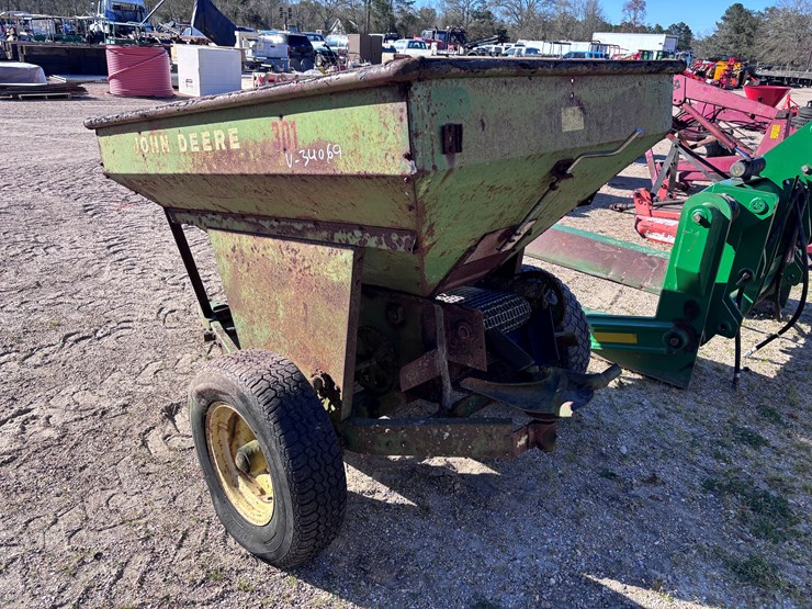 john-deere-301-image-6