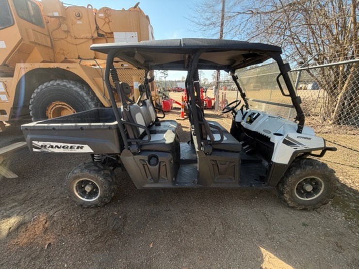 2014-polaris-ranger-crew-image-8