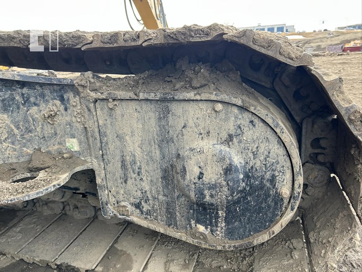 2023-caterpillar-336-image-92