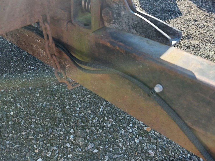 utility-trailer-w/-tilt-image-8