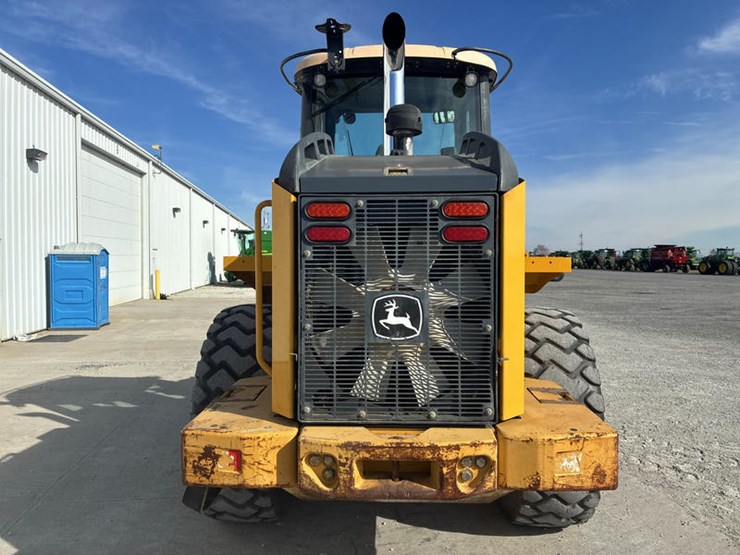 2011-deere-544k-image-7