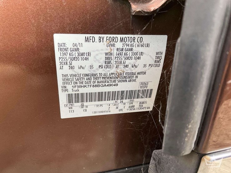 2011-ford-explorer-image-5