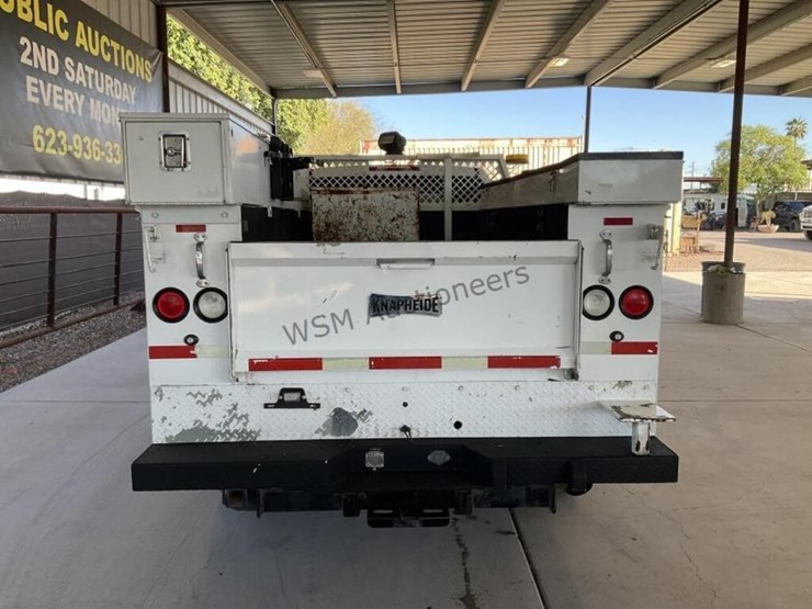 2016-chevrolet-silverado-2500-image-6