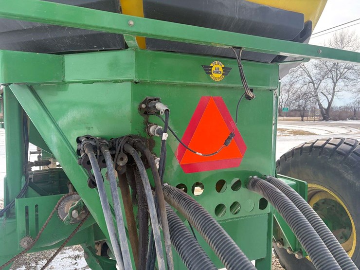 john-deere-1850-image-8