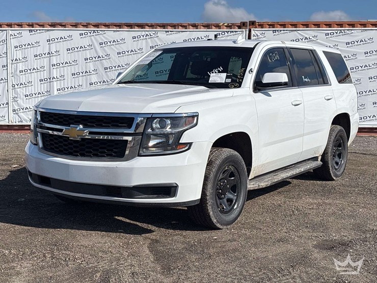 2019-chevrolet-tahoe-image-1