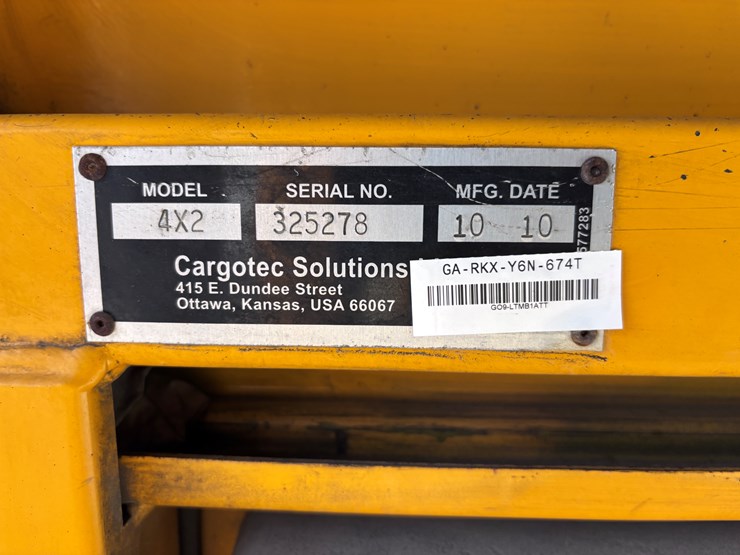 #233-•-2011-ottawa-spotter-truck-|-bill-of-sale-only-image-13