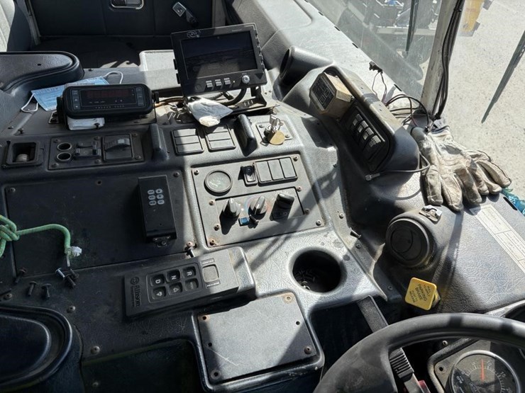 2010-autocar-xpeditor-image-17