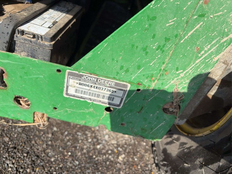 john-deere-gator-image-9