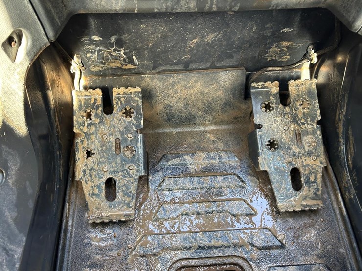 2022-bobcat-t66-image-21