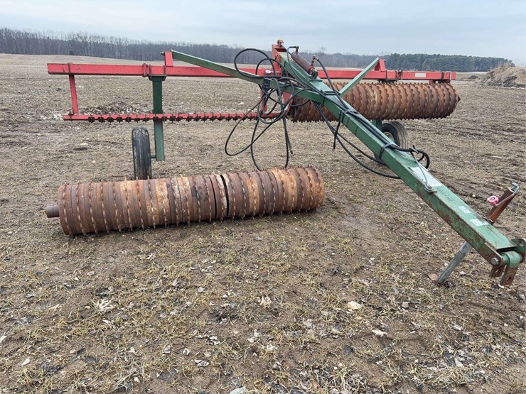 brillion-cultipacker,-16-ft,-right-gang-and-extra-parts-come-with-it.-image-4