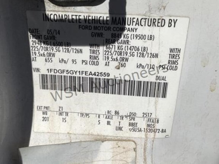 2015-ford-f550-image-19