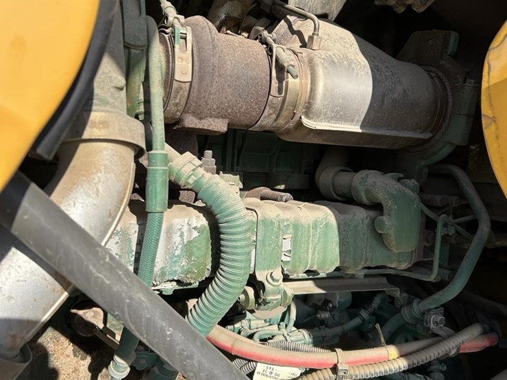 2012-volvo-l70g-image-36