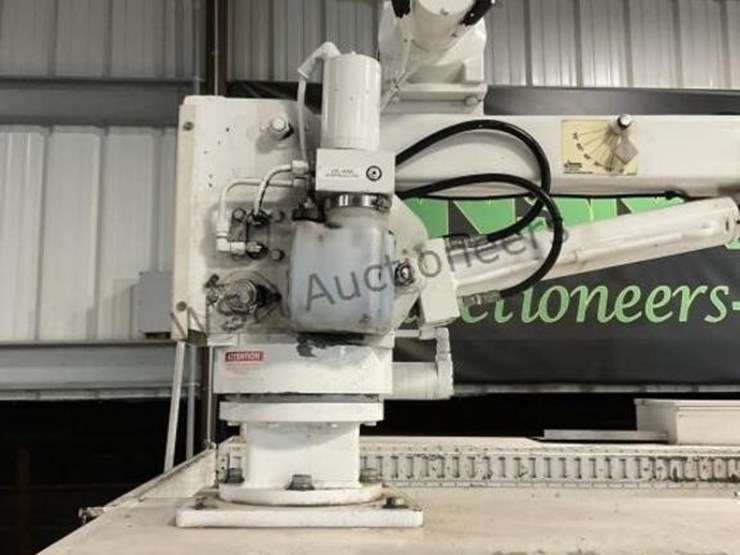 2017-ford-f550-image-8