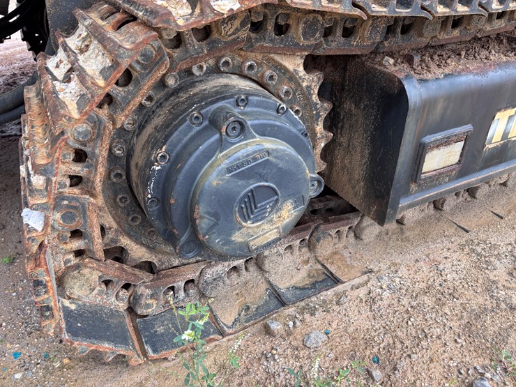 2016-powerscreen-trakpactor-320sr-image-83