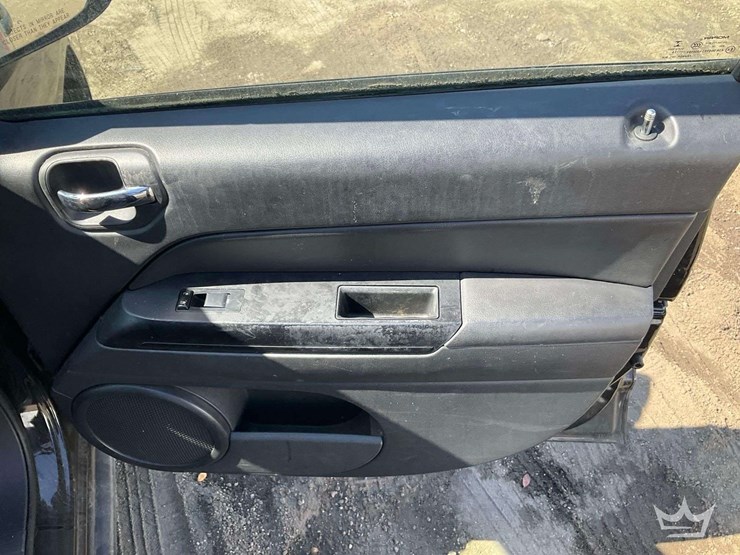 2016-jeep-compass-image-23