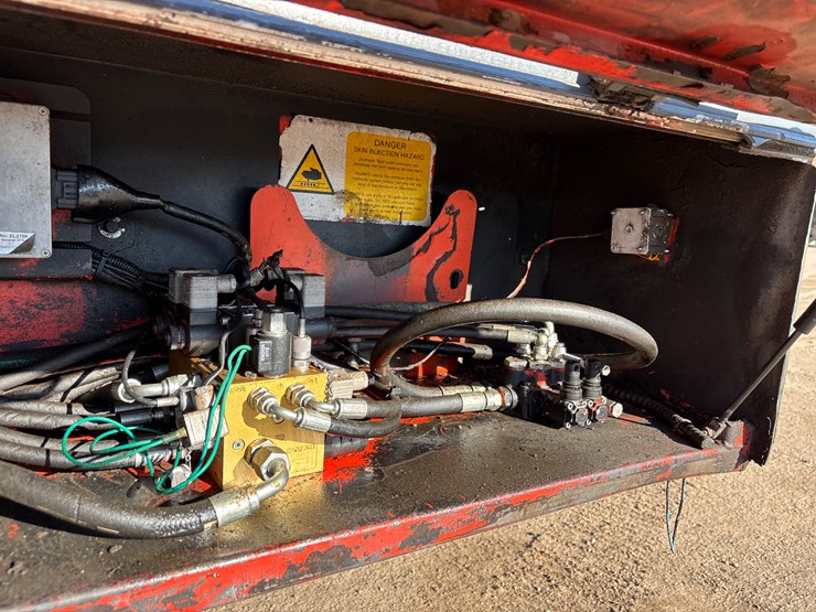 2004-sandvik-qj240-image-18