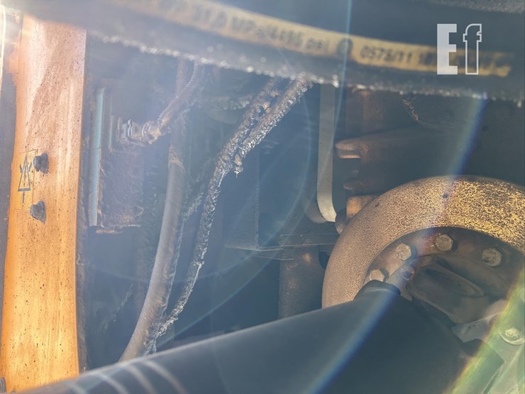 2012-volvo-l70g-image-24