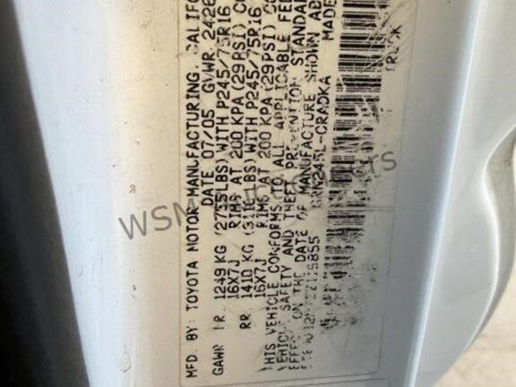 2005-toyota-tacoma-image-15